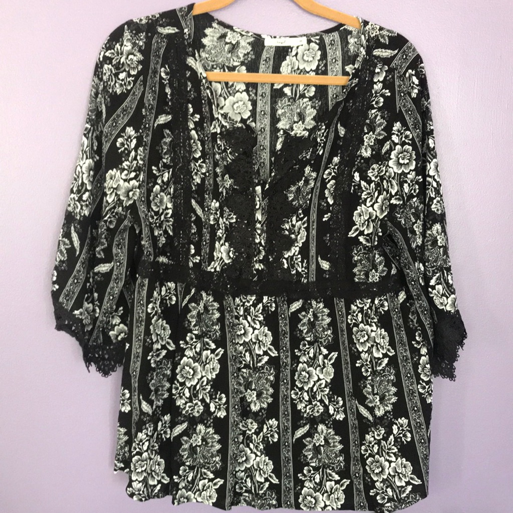 Pretty Boho Hazel Top